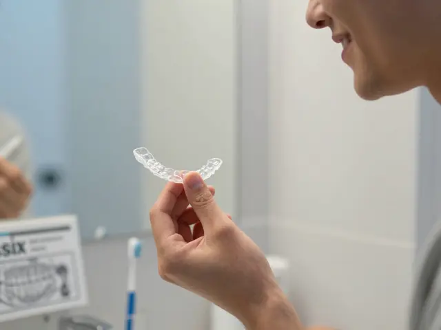 Jak dlouho se nosí retenční rovnátka po ortodontické léčbě