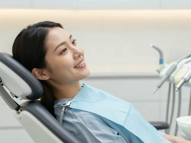 Keramické zuby a zubní hygiena: Kompletní průvodce návštěvou hygienistky